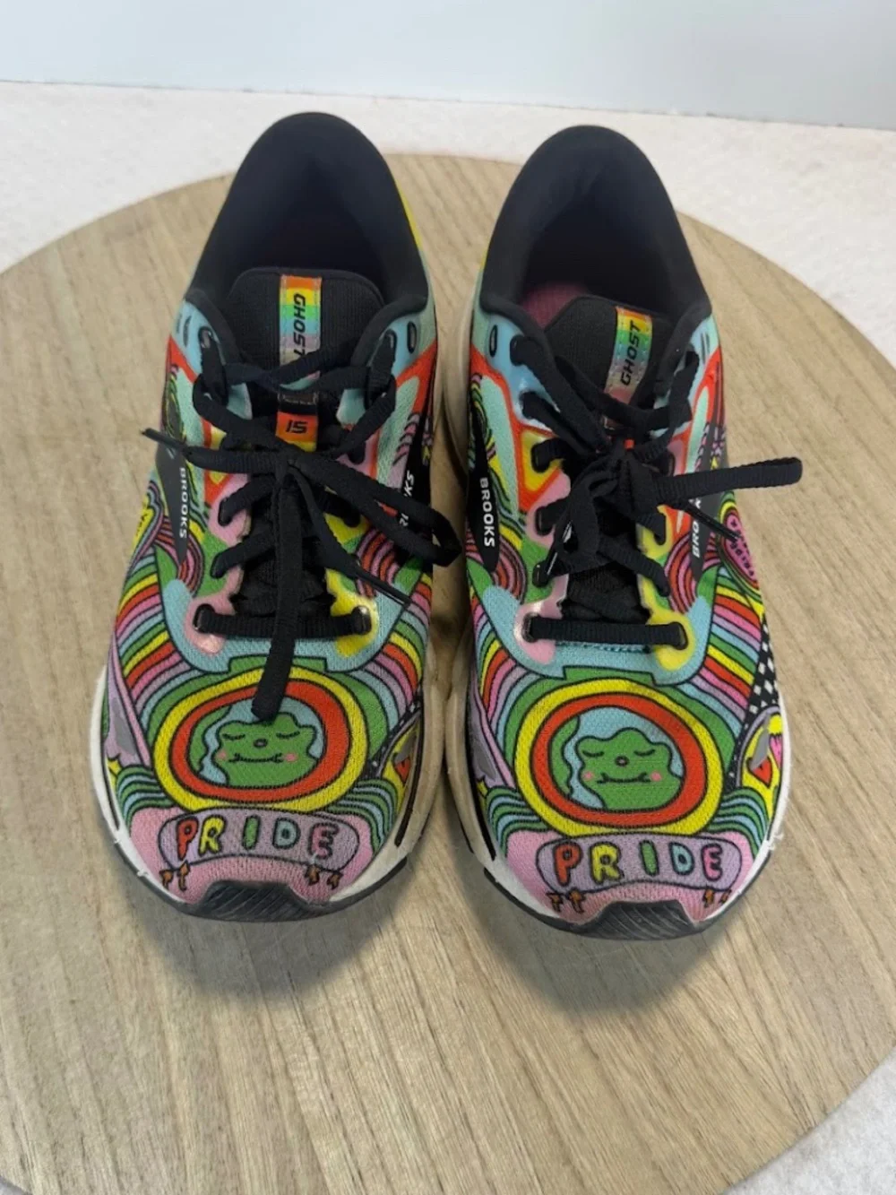 Brooks Ghost 15 PRIDE Womens 9.5 B Running Shoes Rainbow Limited Edition